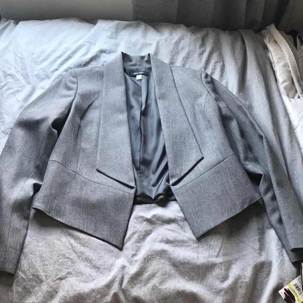 Grey blazer